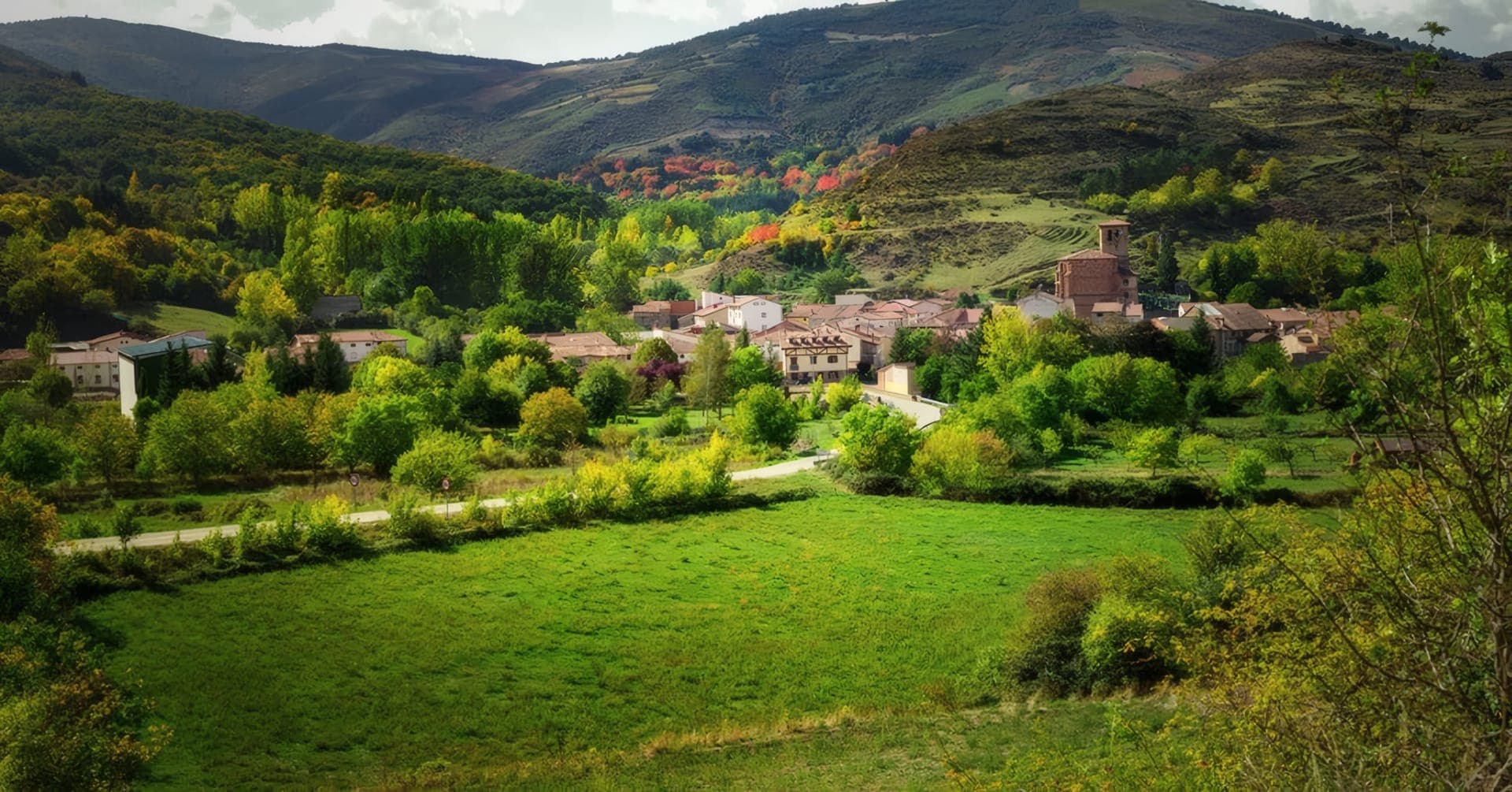 Fresneda de la Sierra Tirón vista desde el valle